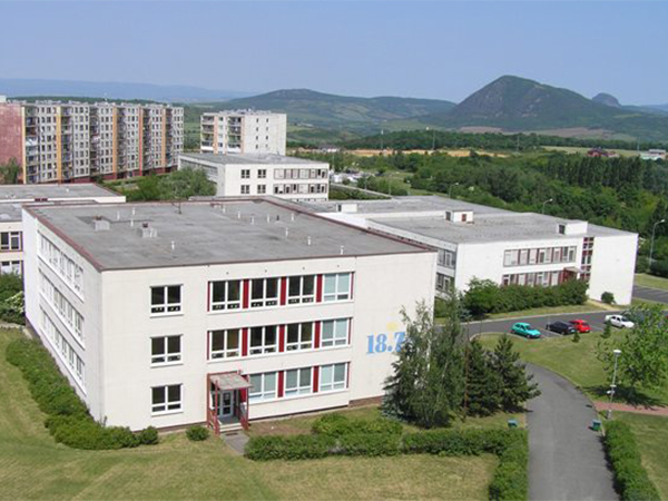 BUDOVA_VS_215525