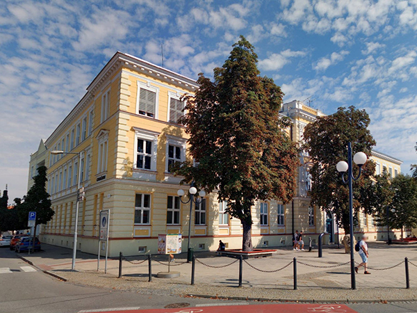 BUDOVA_VS_146192