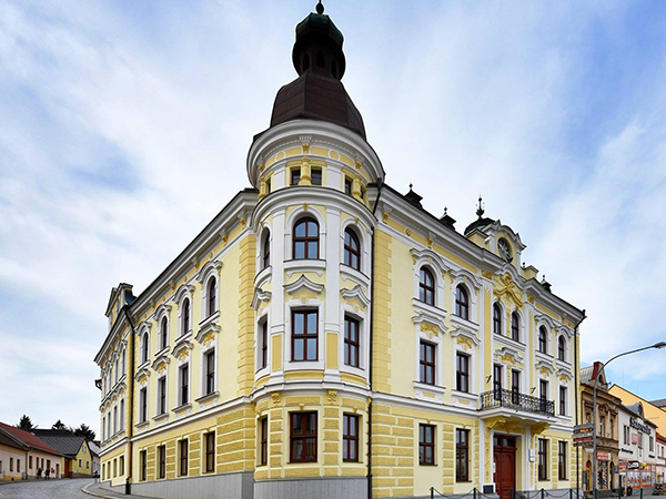 BUDOVA_VS_180861