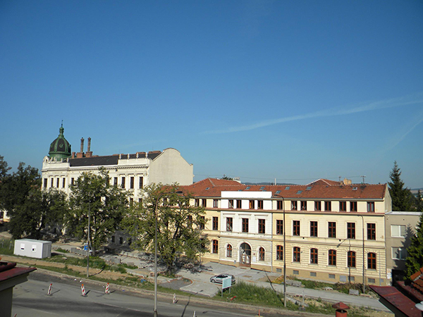 BUDOVA_VS_145990