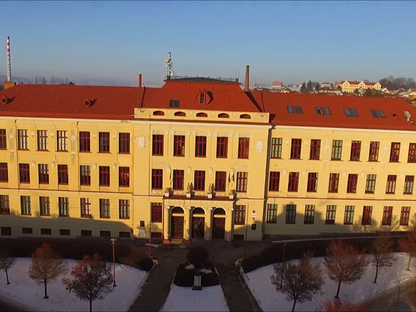 BUDOVA_VS_145592