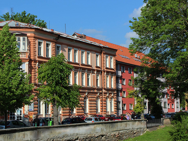 BUDOVA_VS_146533