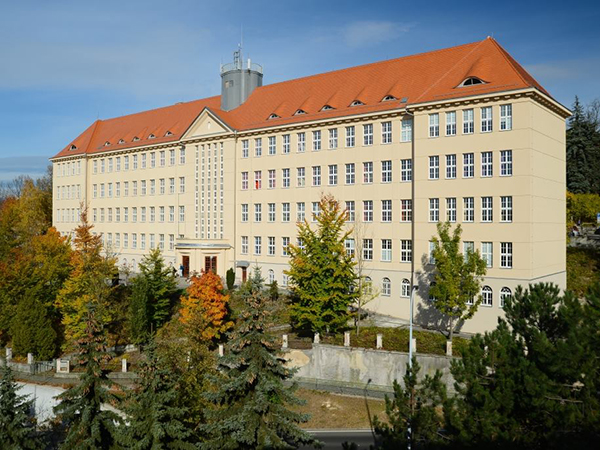 BUDOVA_VS_23891