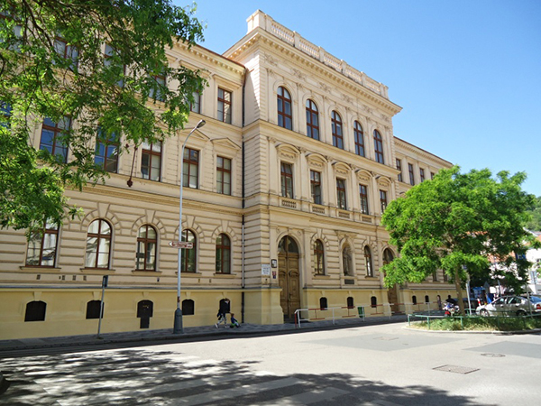 BUDOVA_VS_145425