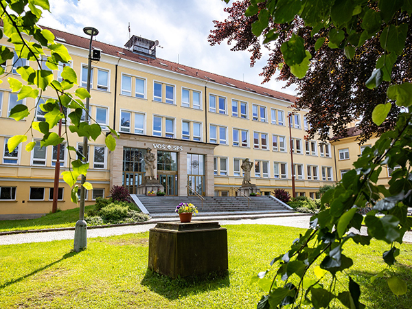 BUDOVA_VS_180848