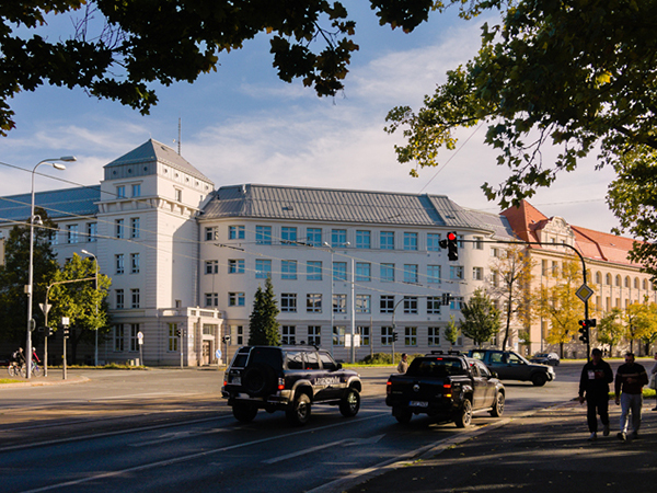 BUDOVA_VS_146619