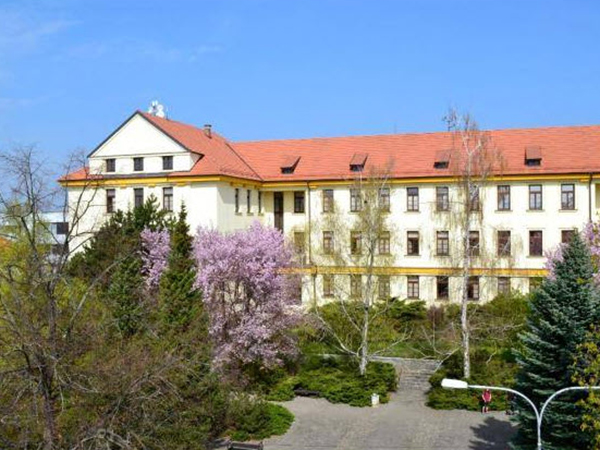 BUDOVA_VS_145636