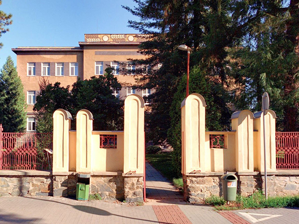 BUDOVA_VS_145692