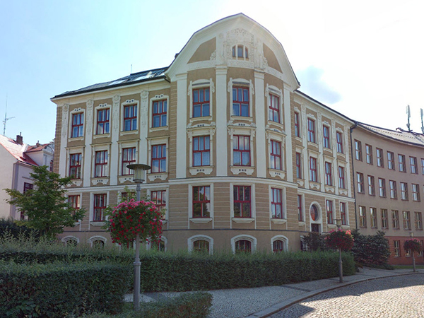 BUDOVA_VS_180859