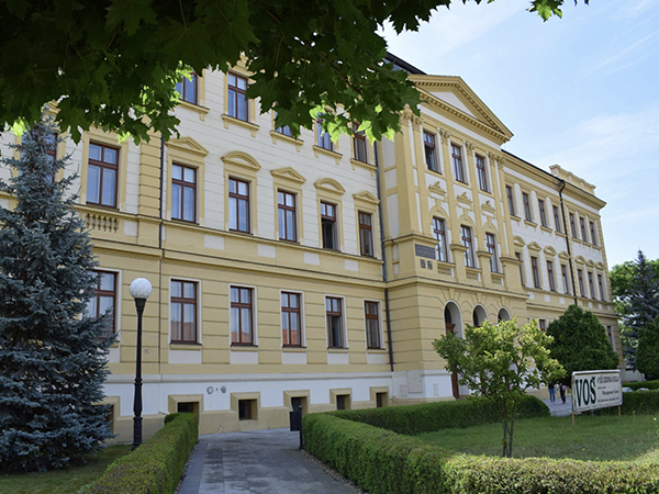 BUDOVA_VS_23565