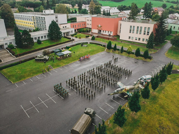 BUDOVA_VS_143196