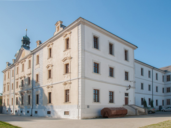 BUDOVA_VS_145760