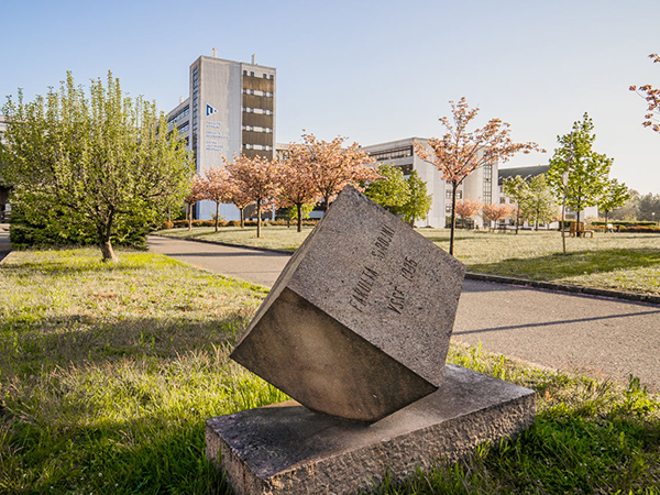 BUDOVA_VS_22158