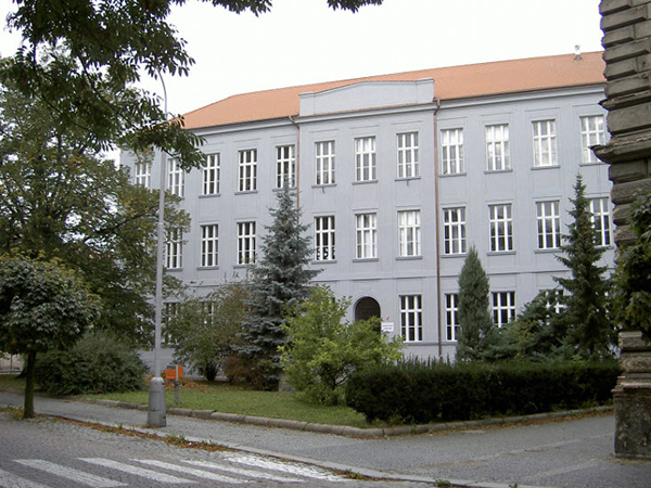 BUDOVA_VS_213867