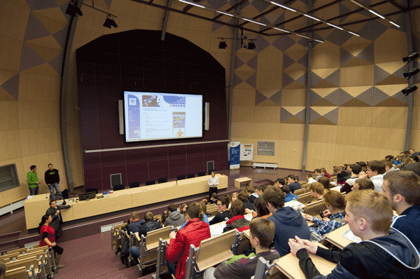 pr �l�nek VUT 12 2013 aula