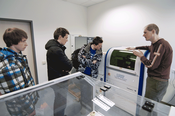 pr �l�nek VUT 12 2013 laser 600